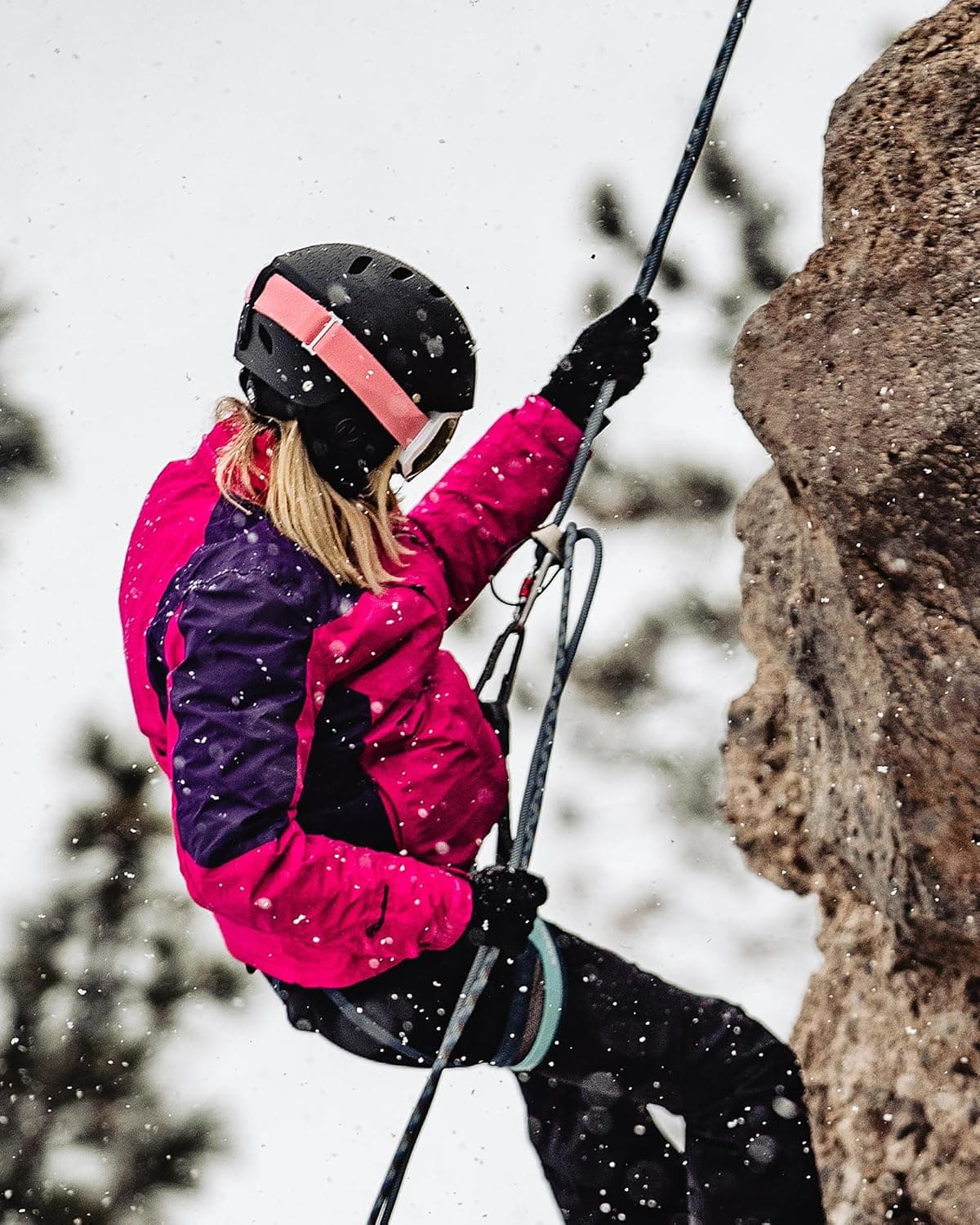 OutdoorMaster Kelvin Ski Helmet - Snowboard Helmet for Men, Women & Youth - Image 7